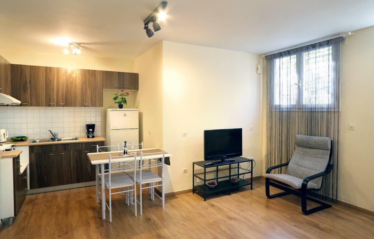 Alexandros Apartment Atenas Exterior foto